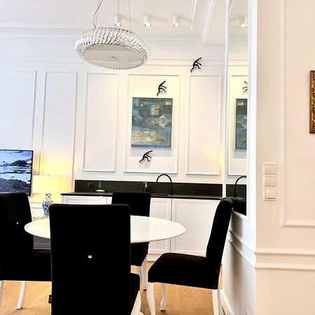 Mondrian Luxury Suites & Apartments Old Town Warsaw Exterior photo